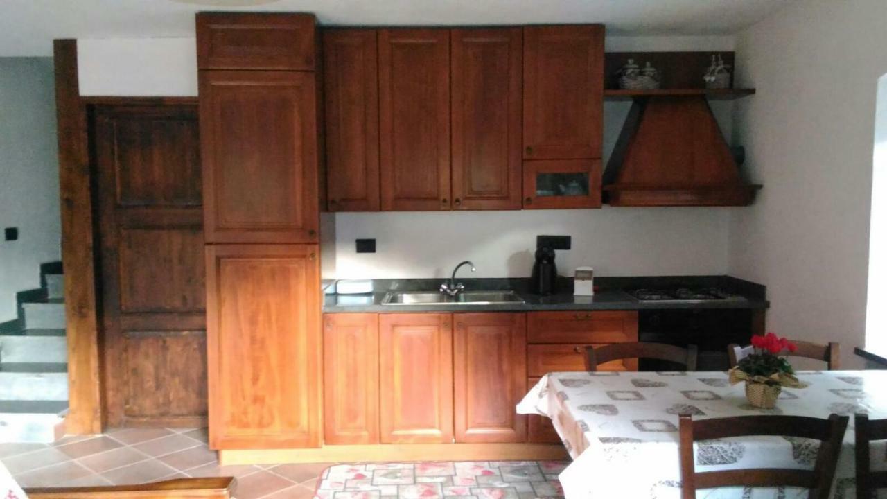 פונט-סן-מרטין Maison Bellevue Vda-Perloz-N 0001 מראה חיצוני תמונה
